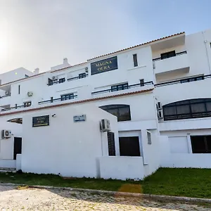 Magna Oura Hotel
