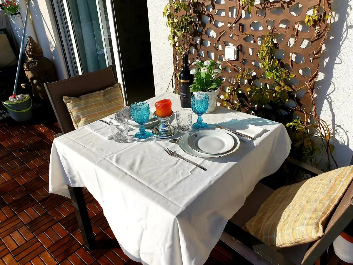 Sunhouse Room Albufeira 0*,  Portugal